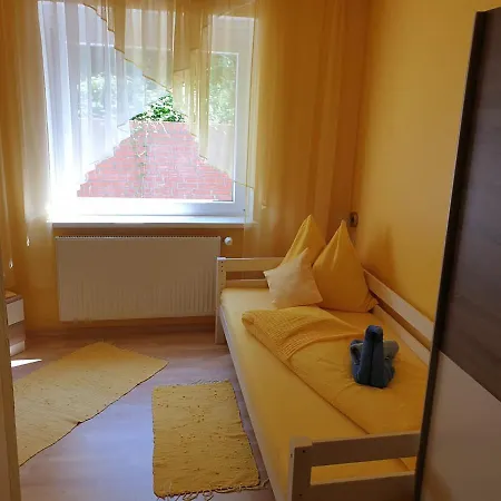 Privatunterkunft Haus Alpenrose *