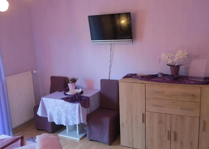 Haus Alpenrose Зеебоден